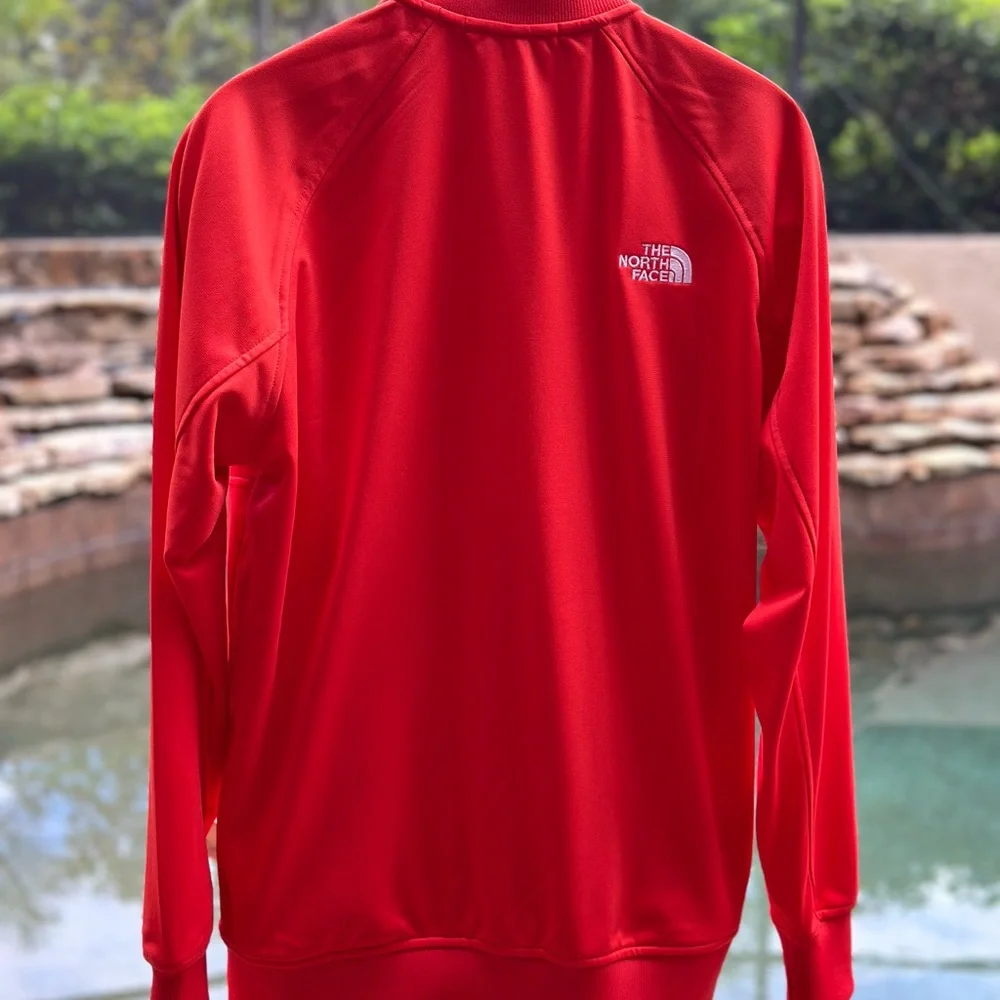 NORTH FACE TECH FULL ZIP JACKET‎